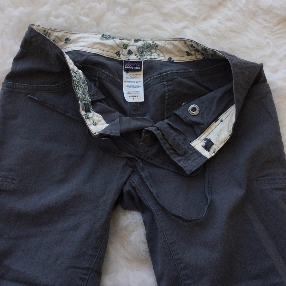 Patagonia Women's Cargo Shorts - Dark Gray